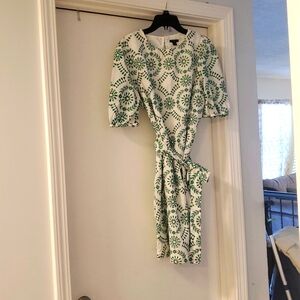 Ann taylor cute spring/summer dress.